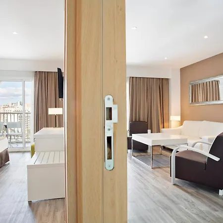 Hotel SOL by Meliá Pelícanos Ocas