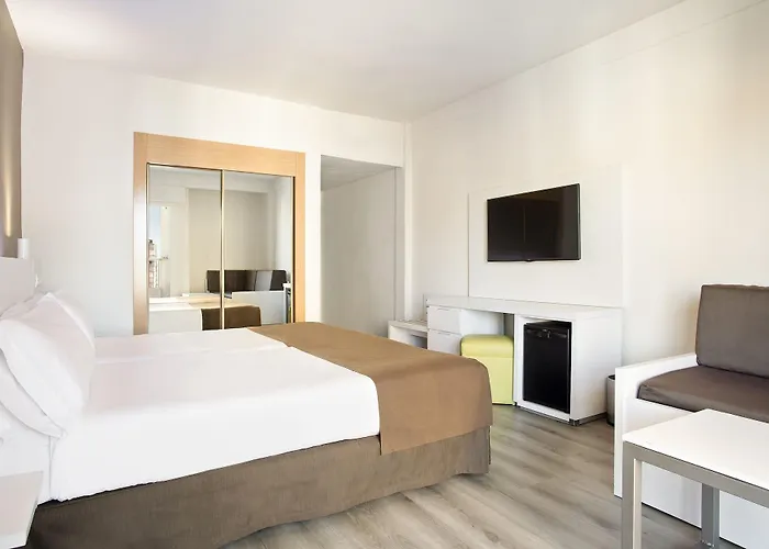 Hotel SOL by Meliá Pelícanos Ocas