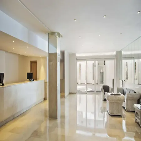 ソル ペリカノス オーカス ホテル