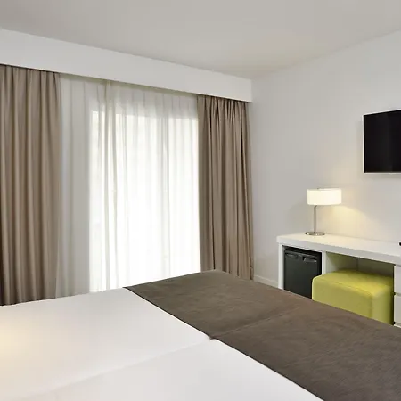 ホテル ソル ペリカノス オーカス ベニドルム